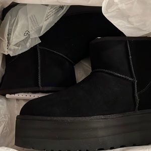 UGG classic mini platform size 12 Black
